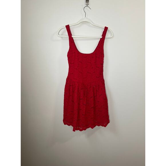 NEW NWT Show Me Your Mumu Ricci Skort Dress Red Lace Size Medium - Picture 2 of 6